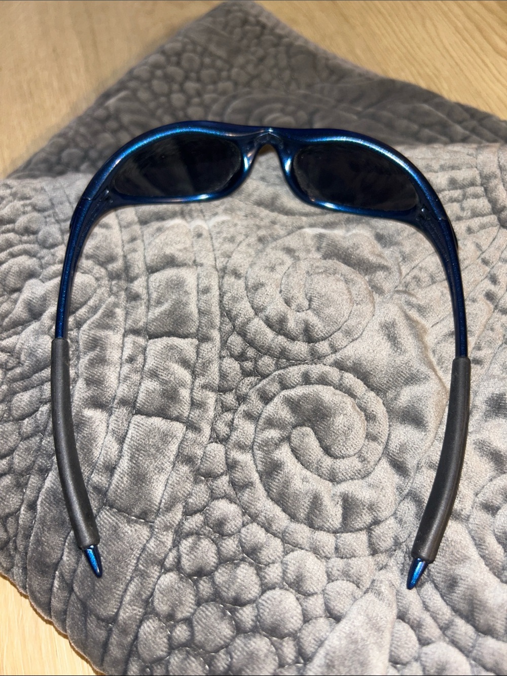 🤎Oakley Sunglasses MINUTE Metallic Blue Black Iridium Discontinued b338 - Picture 3 of 6